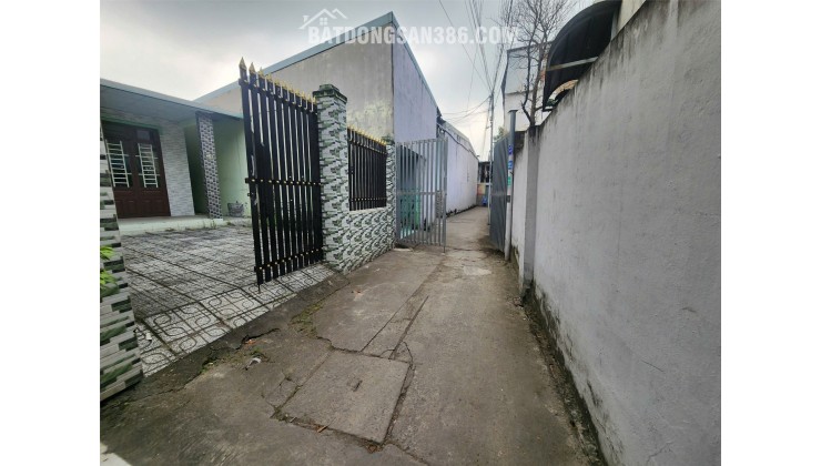 Ngân hàng thanh lý nhà ngang 5m, DT 177.3m2, 2PN 1 bếp, Thuận An, Bình Dương